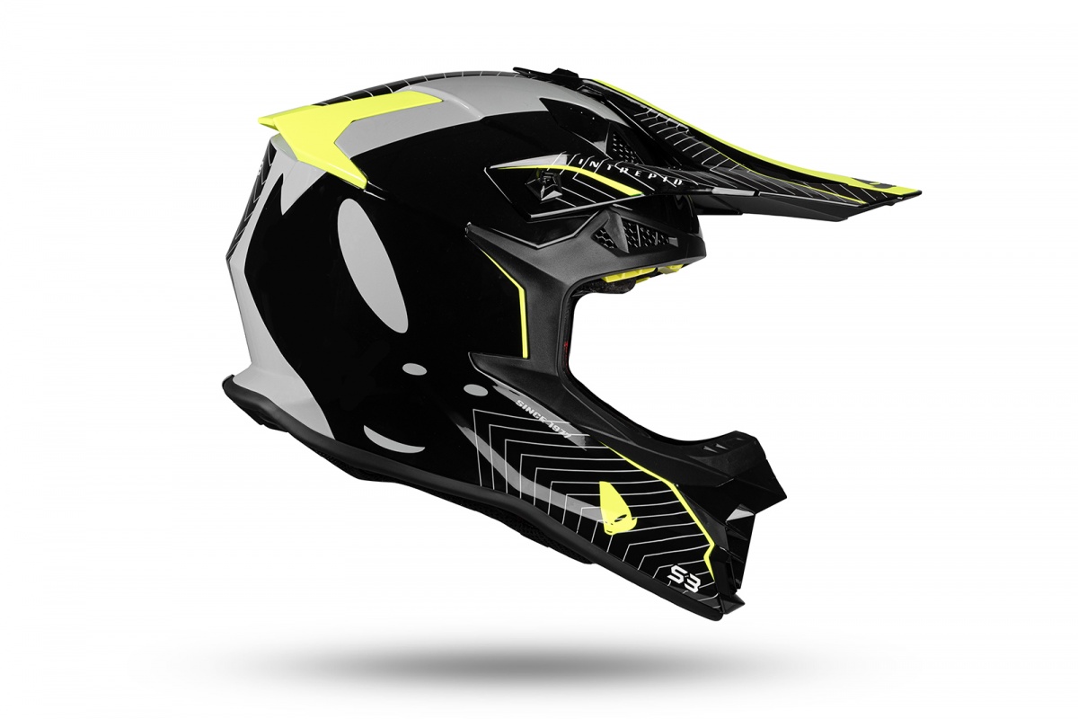 Motocross Intrepid helmet black and neon yellow - PROTECTION - HE155 - UFO Plast